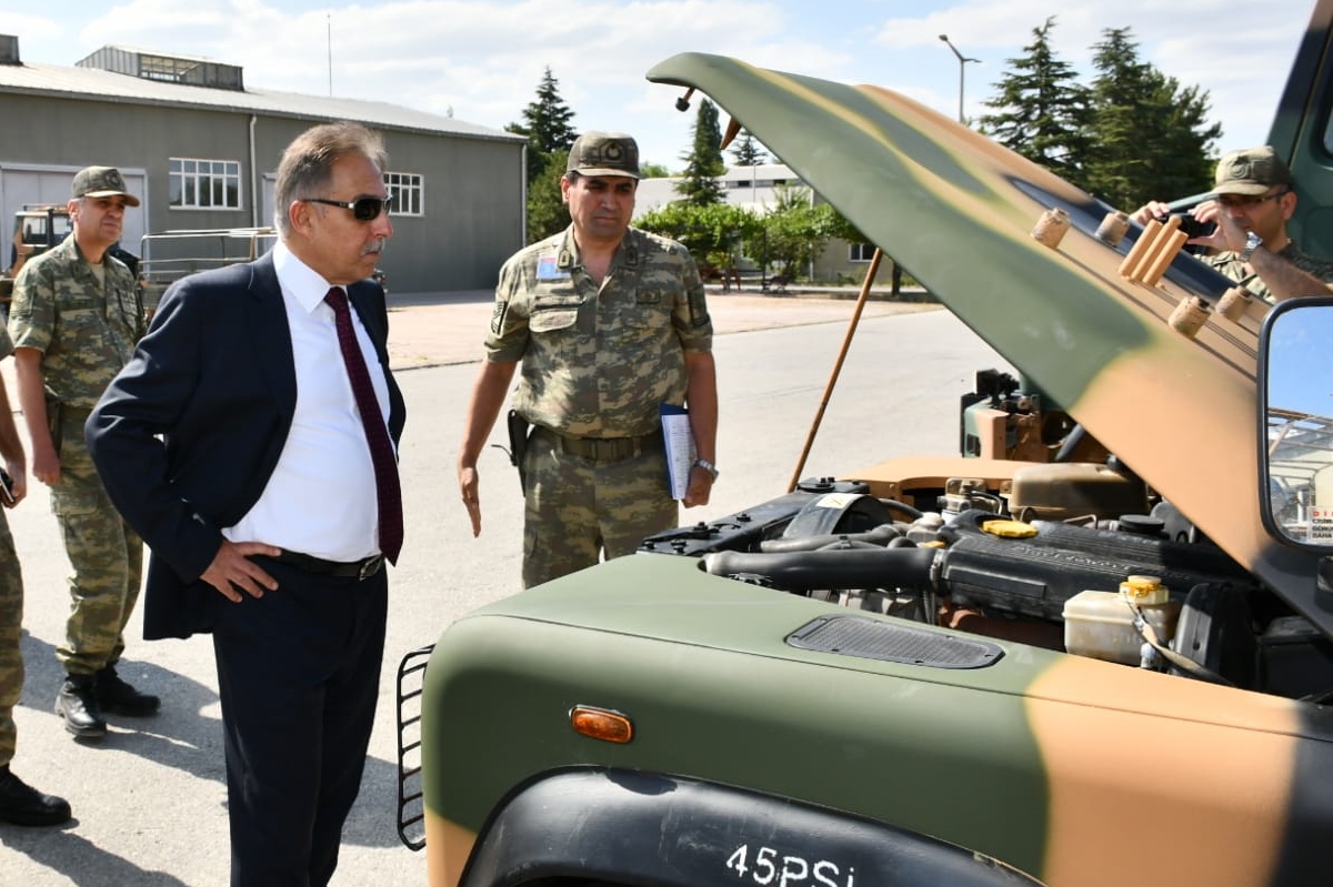 Sayin Valimiz 56 Nci Bakim Fabrika Mudurlugu Nu Ziyaret Etti