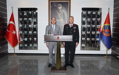 Vali Vahdettin Özkan, İl Jandarma Komutanı Tümgeneral Cemil Lütfi Özkul ile Güvenlik Hizmetlerini Değerlendirdi
