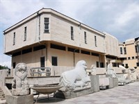 Konya Koyunoğlu Şehir Müzesi ve Kütüphanesi
